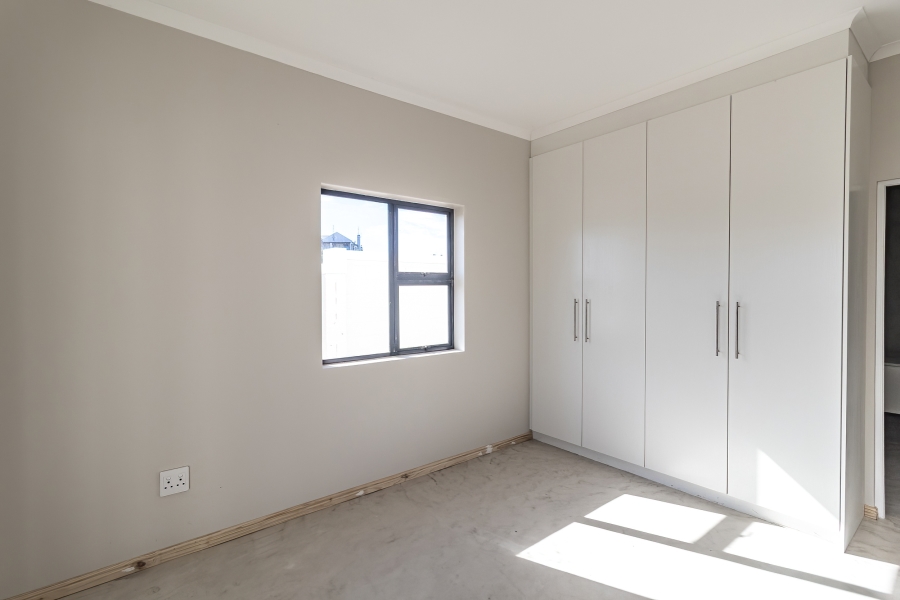 3 Bedroom Property for Sale in Hoogland Western Cape